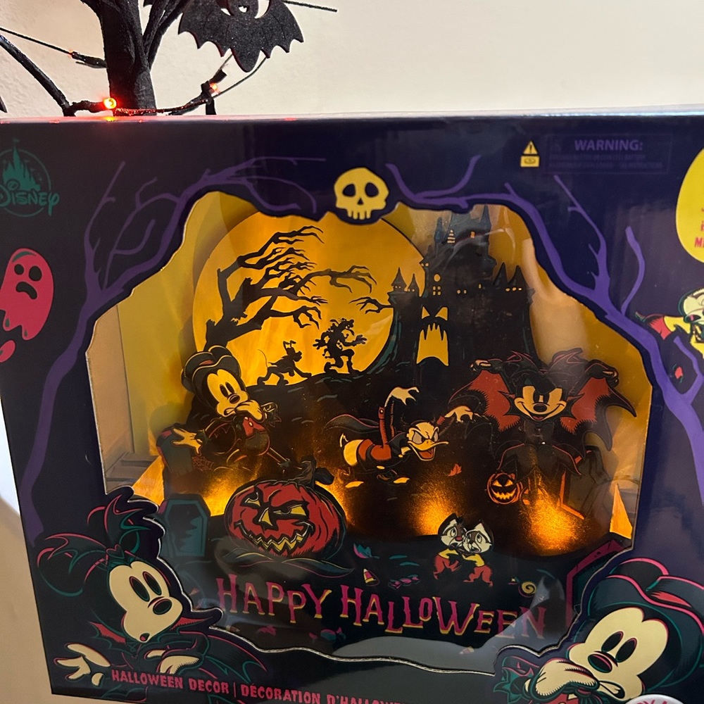 2023 Disneyland Light Up Halloween Decor - Picture 6 of 6